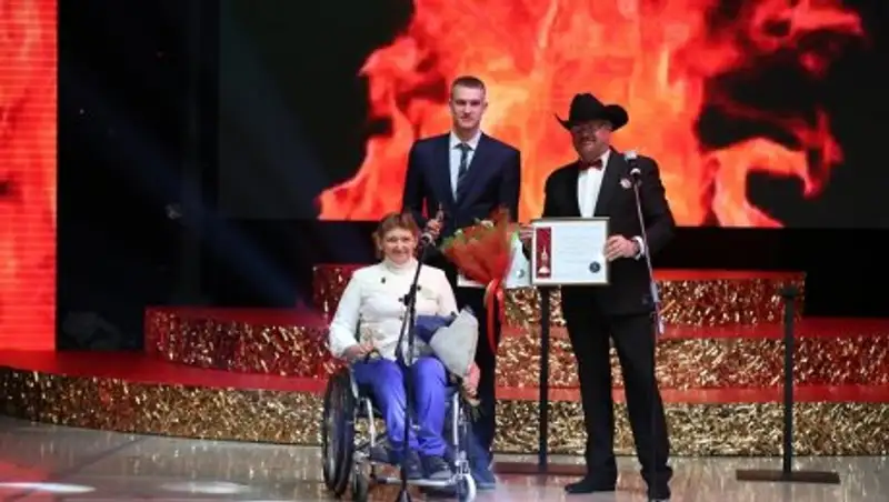 Зульфия Габидуллина и Кайрат Боранбаев стали лауреатами премии «Алтын Адам»