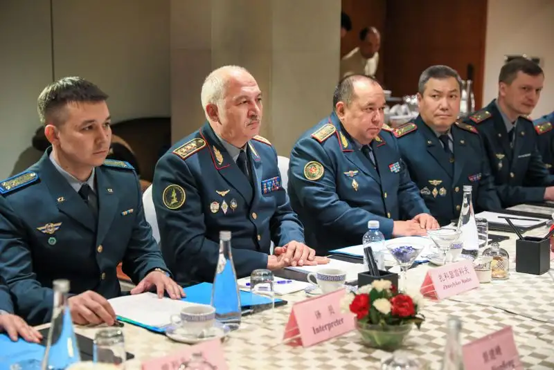 В Нью-Дели состоялась встреча министров обороны Казахстана и Китая, фото - Новости Zakon.kz от 28.04.2023 09:46