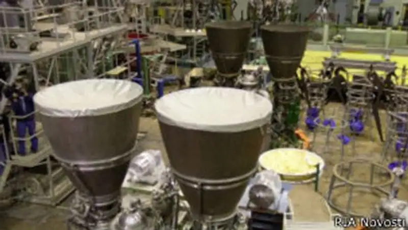 США просят суд снять запрет на ракетные двигатели из РФ