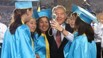 @elbasy_nazarbayev, фото - Новости Zakon.kz от 28.10.2019 14:05