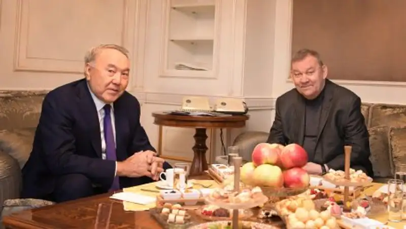 Назарбаев посетил оперу "Евгений Онегин"
