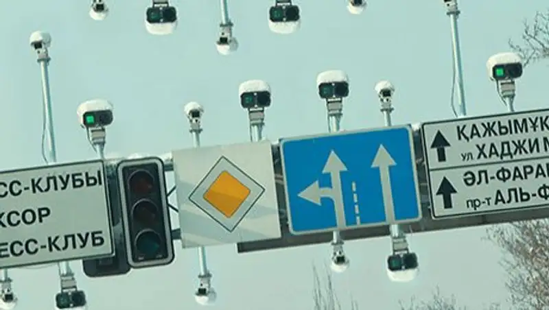С 1 декабря камеры на дорогах в Алматы будут измерять скорость авто по всему маршруту