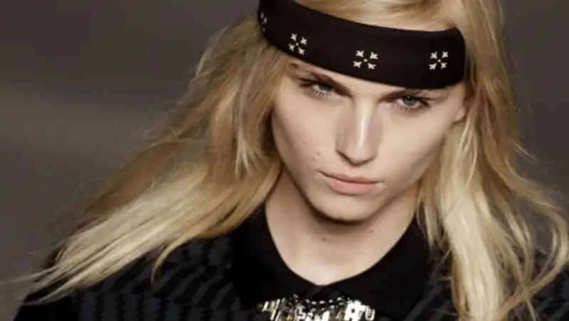 Сменивший пол австриец вышел на подиум как женщина