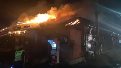 пожар в бане, фото - Новости Zakon.kz от 19.10.2023 18:33