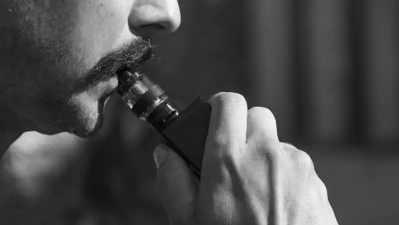 Власти США подтвердили смерть пяти человек от вейпа