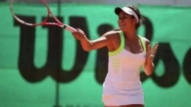 Гринчишина и Клюева вышли в 1/4 финала парного разряда турнира серии ITF в Актобе.