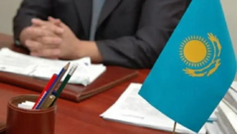 Как изменился состав госслужащих в Казахстане