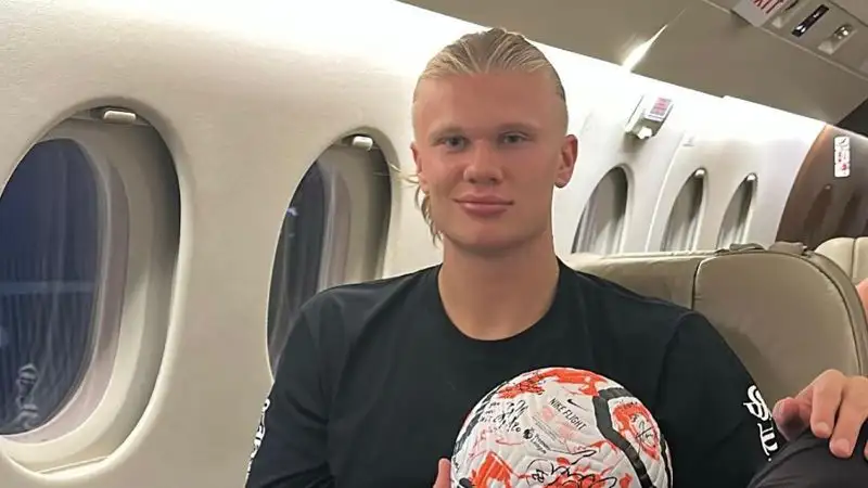 Футбол Список Золотой мяч, фото - Новости Zakon.kz от 07.09.2023 16:53