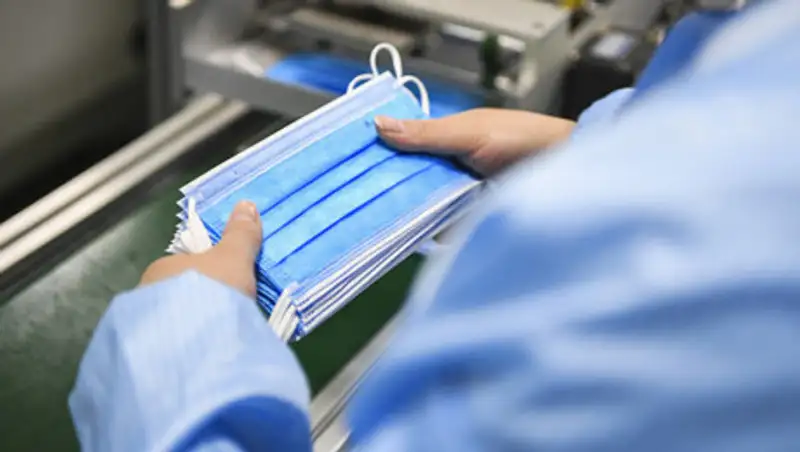 В Алматы 400 человек оштрафовали за отсутствие маски