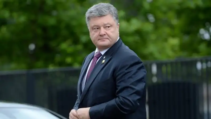 Петр Порошенко отвергает обвинения в попытке осуществить теракты в Крыму