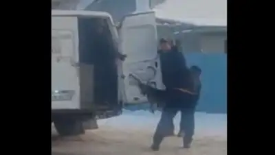 Кадр из видео, фото - Новости Zakon.kz от 22.01.2018 17:08