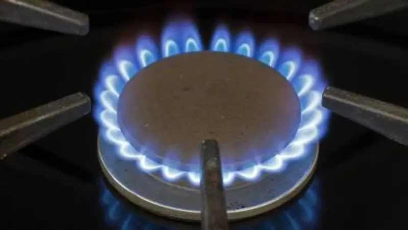 Женщина подала в суд на мастера после отравления детей газом в Актау