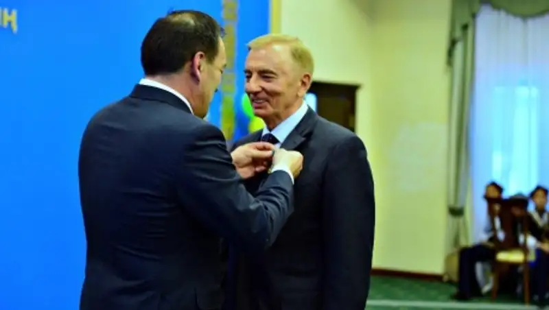 Кайрат Мами наградил ряд судей Верховного Суда