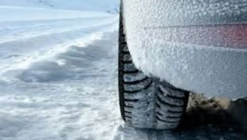 В Казахстане на дорогах частично ограничили движение транспорта