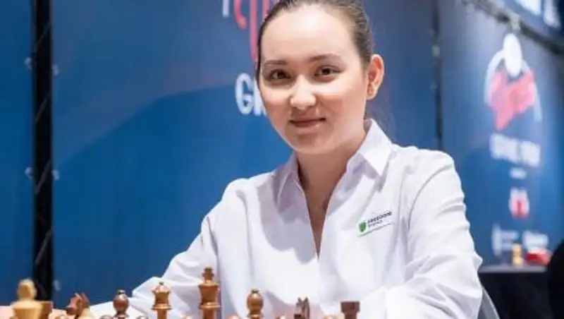 Казахстанские шахматистки идут третьими на старте чемпионата мира