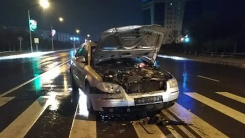 В Актау водитель после аварии сбил пешехода и сбежал