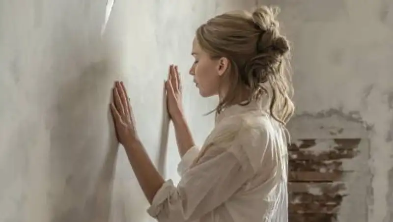 Выгнала дочь на мороз. Мама пояснила свой поступок