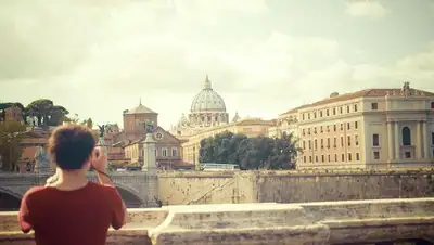 ЕС отменяет ковид-паспорта, фото - Новости Zakon.kz от 14.06.2022 06:38