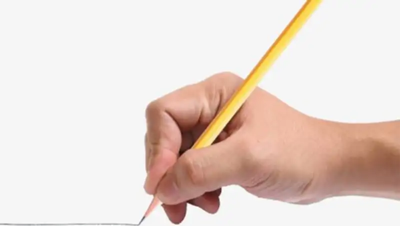 Пользователь youtube сыграл саундтрек "Звездных войн" карандашом на бумаге