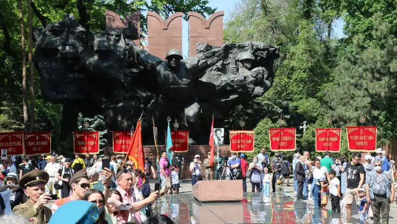 По миллиону тенге выделит акимат каждому ветерану ВОВ в Алматы