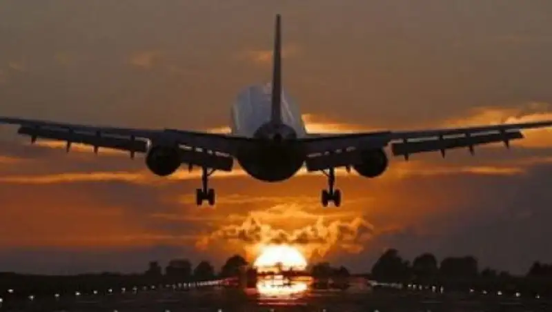 Кому могут запретить выезд за рубеж и за что казахстанцам могут отказать в авиаперелете