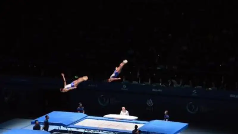 Казахстанцы завоевали серебро на этапе Кубка мира по батутной гимнастике