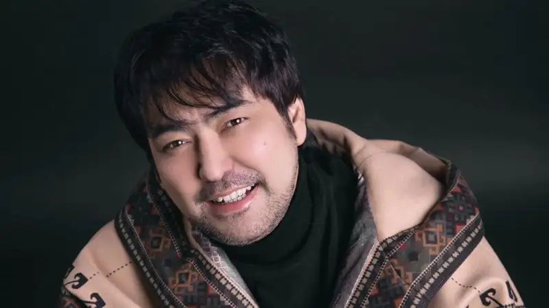 Переодетый Мейрамбек Беспаев разыграл алматинцев