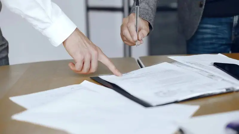 Как оформить договоренность с мужем при разводе, чтобы он не претендовал на квартиру