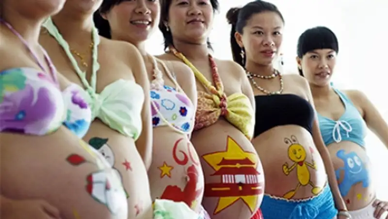 Кредитный союз в Китае запретил сотрудницам беременеть без разрешения