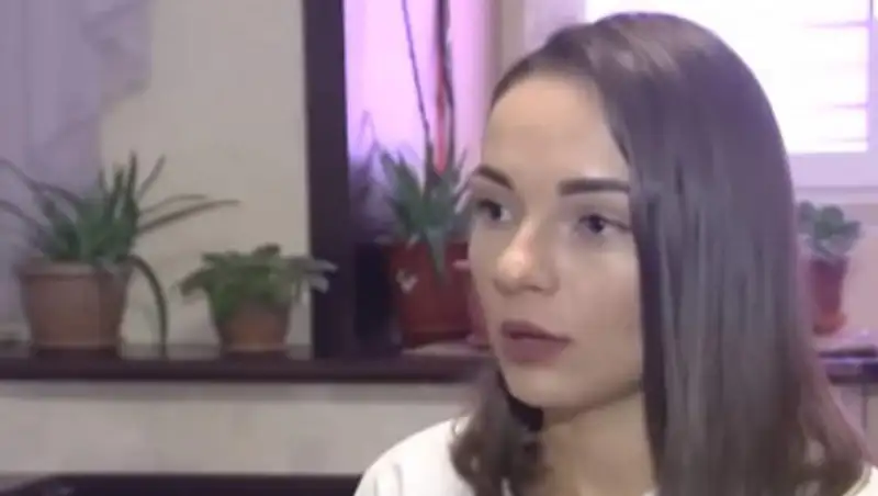 Выпускницу ЕНУ с красным дипломом осудили за неотработку гранта