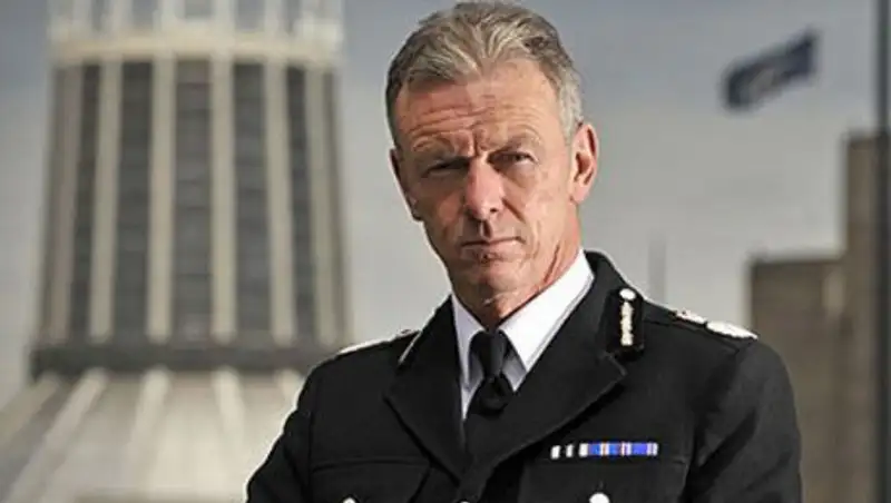 Глава полиции Лондона объявил об уходе в отставку