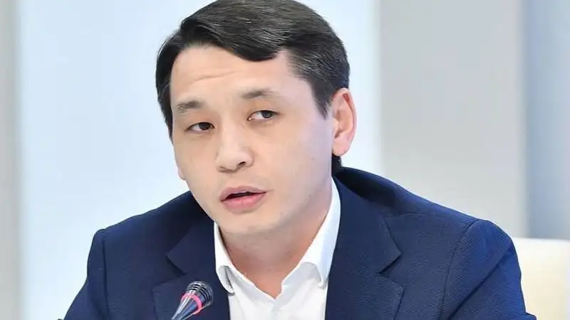 Один из фаворитов предвыборной гонки Олжас Сулеймен снят с выборов