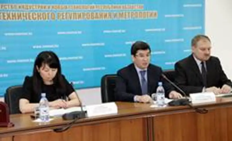 Более половины проверенных АЗС Казахстана реализовывали некачественный ГСМ, фото - Новости Zakon.kz от 17.01.2013 18:04