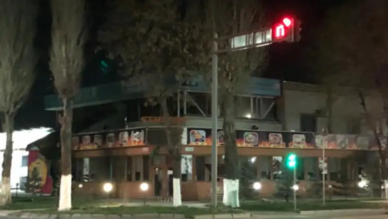 Предприниматели Тараза соблюдают требования работы во время режима ЧП