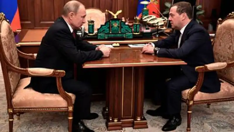 Путин назначил Медведева на новую должность