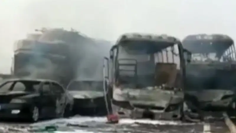 В массовом ДТП в Китае погибли 18 человек