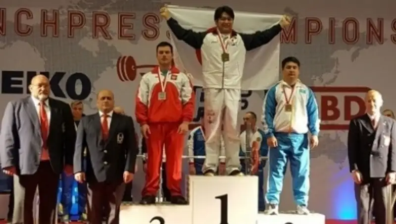 Аскар Шоханов стал бронзовым призером чемпионата мира по пауэрлифтингу