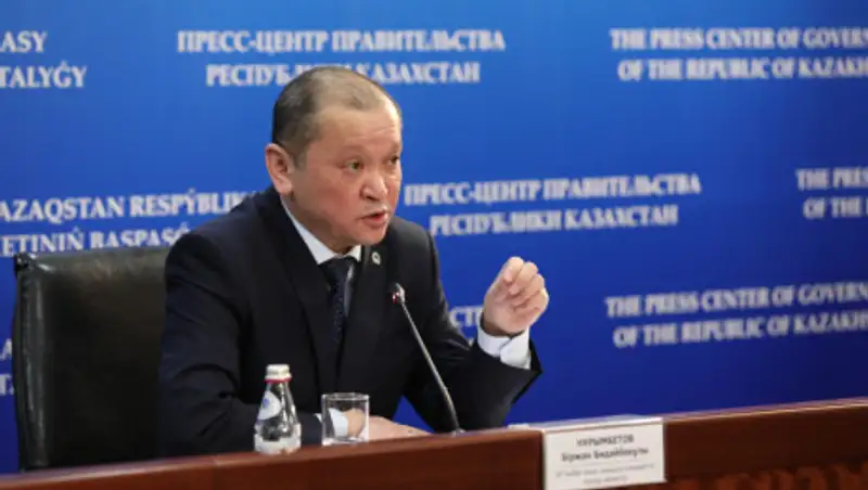 Министр труда призвал банки удаленно обслуживать население