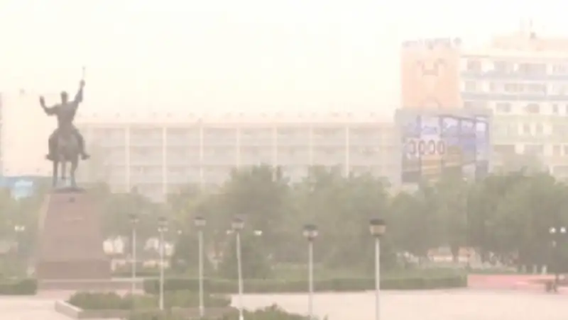 На юго-западе Казахстана в понедельник ожидается пыльная буря