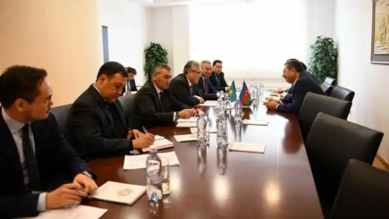 Казахстан и Азербайджан провели межмидовские консультации