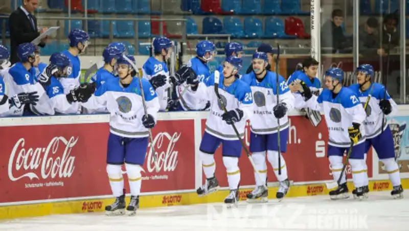 Казахстанская молодежка по хоккею всухую разгромила чехов