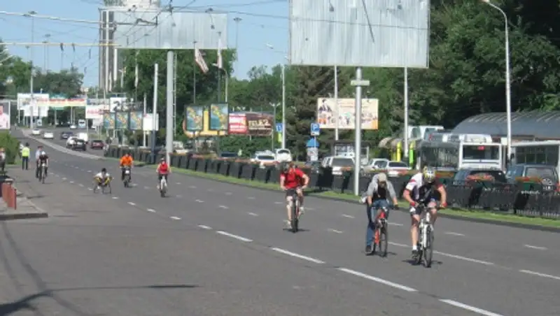 Некоторые улицы Алматы закроют из-за велопробега