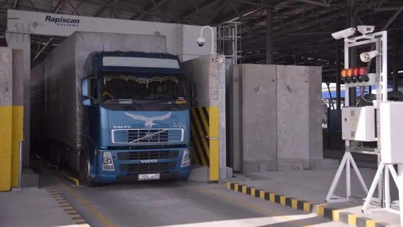 Через пункты пропуска на казахстанско-узбекской границе будет перемещаться только грузовой автотранспорт