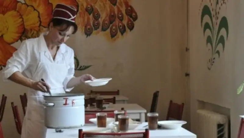 В новом учебном году горячее питание предоставят более 85% казахстанских школ