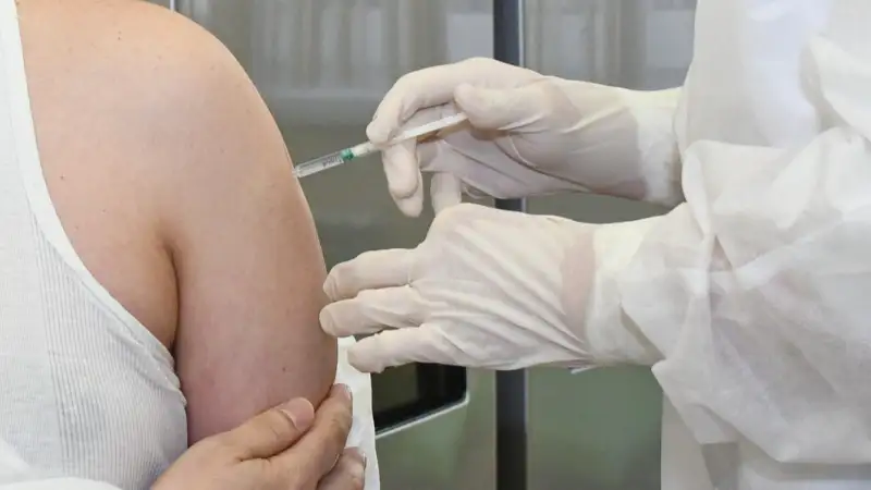 Сколько казахстанцев привились вакциной Pfizer