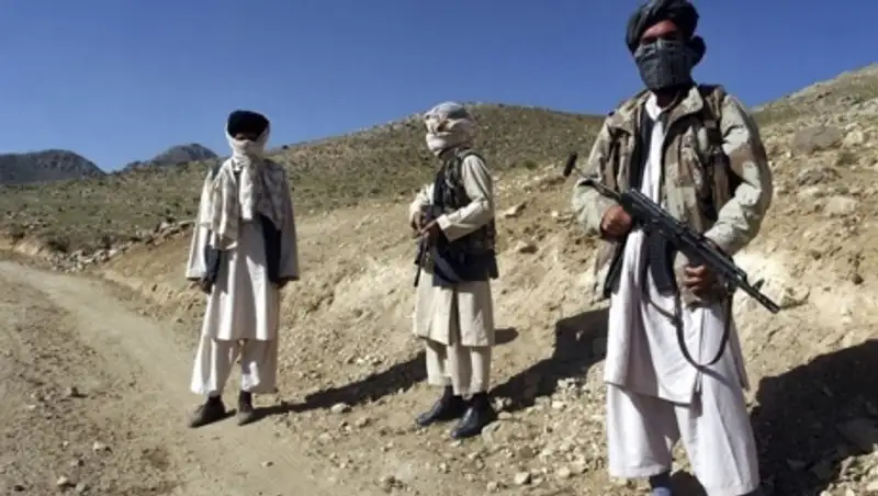 В Афганистане талибы атаковали полицейские блокпосты