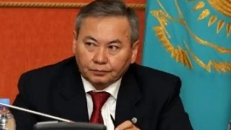 Мажилисмен прокомментировал инвестиции ЕНПФ в проблемный банк Азербайджана