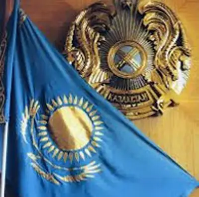 флаг герб , фото - Новости Zakon.kz от 13.10.2012 18:04