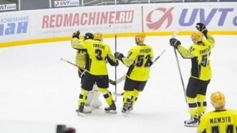 «Сарыарка» обыграла «Ценг Тоу» в матче ВХЛ