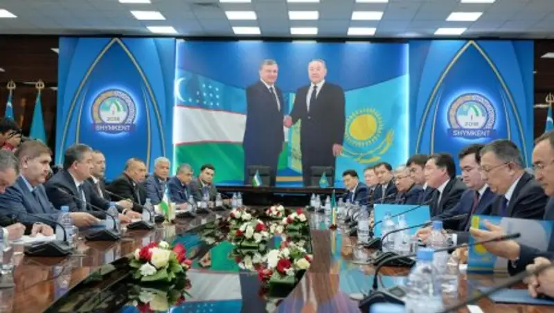 Товарооборот между Казахстаном и Узбекистаном составил более 2 млрд долларов